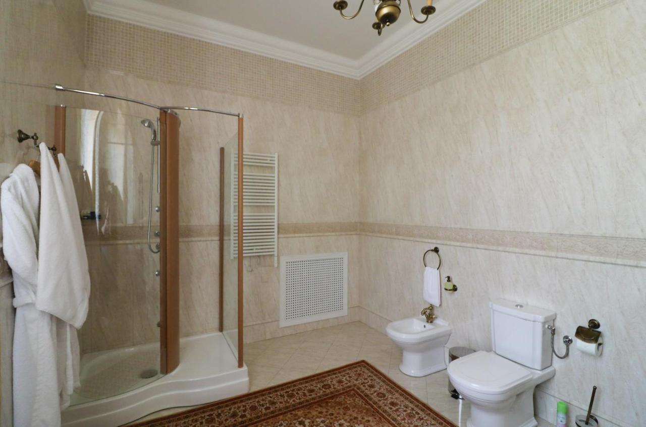 Vip Apartments Dipservice Hall ミンスク エクステリア 写真