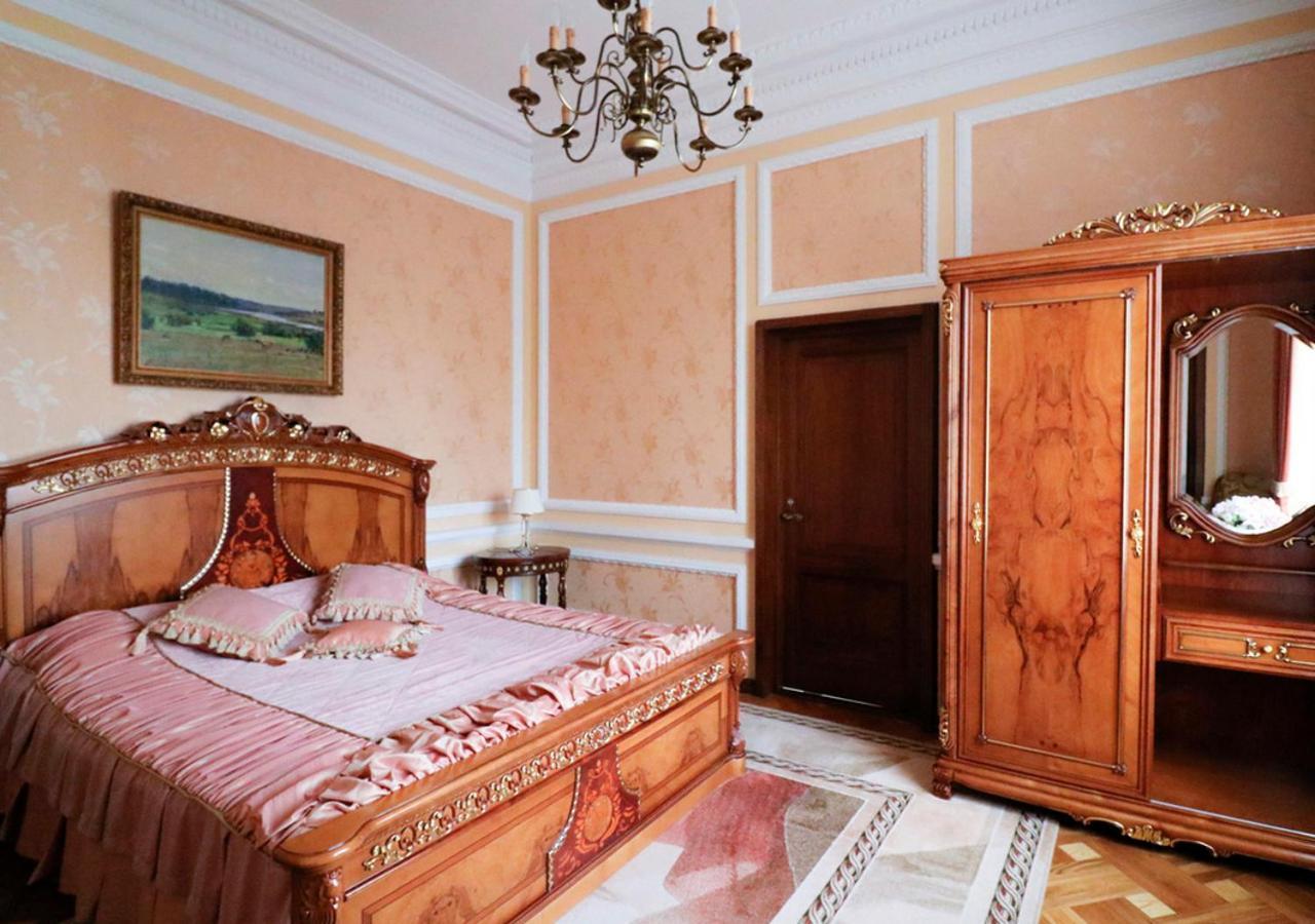 Vip Apartments Dipservice Hall ミンスク エクステリア 写真