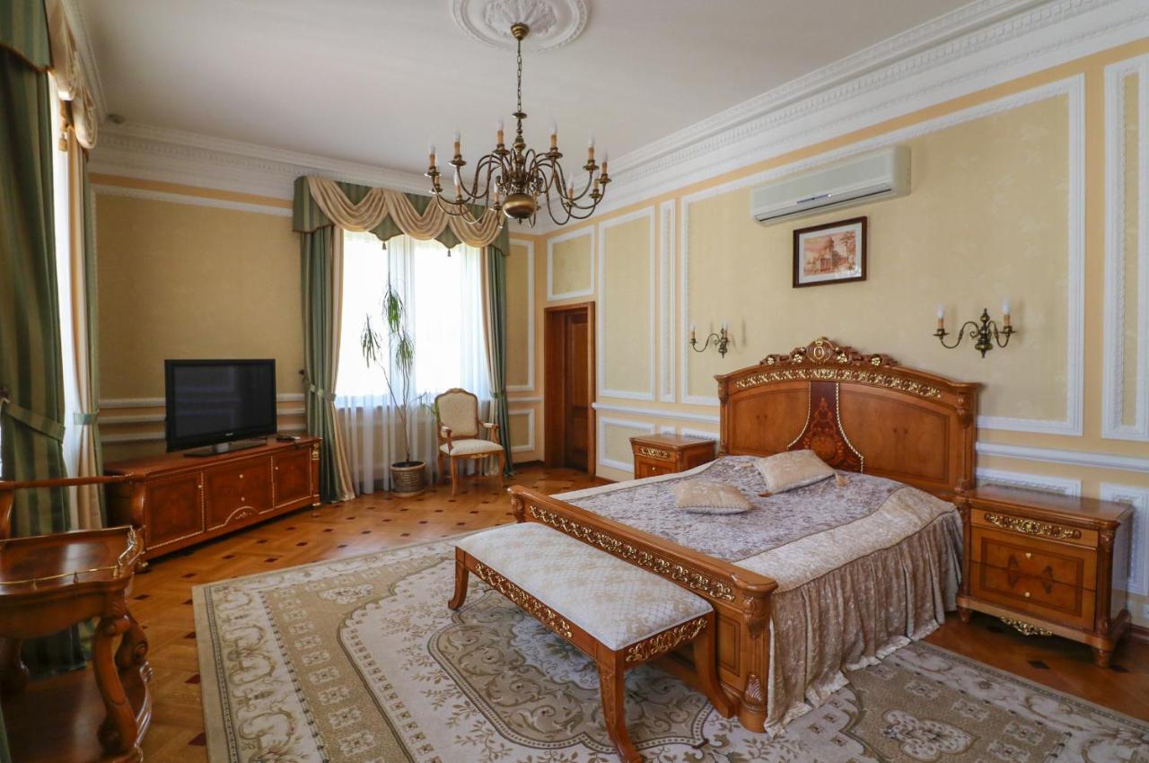 Vip Apartments Dipservice Hall ミンスク エクステリア 写真