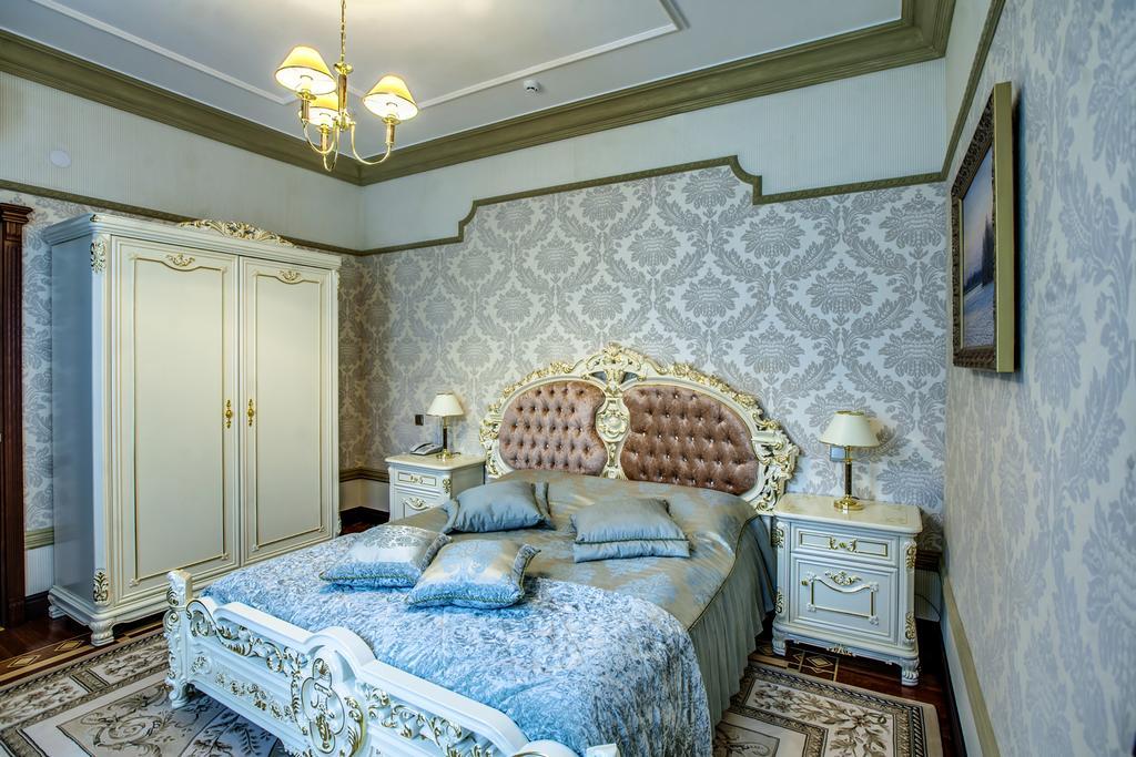 Vip Apartments Dipservice Hall ミンスク エクステリア 写真